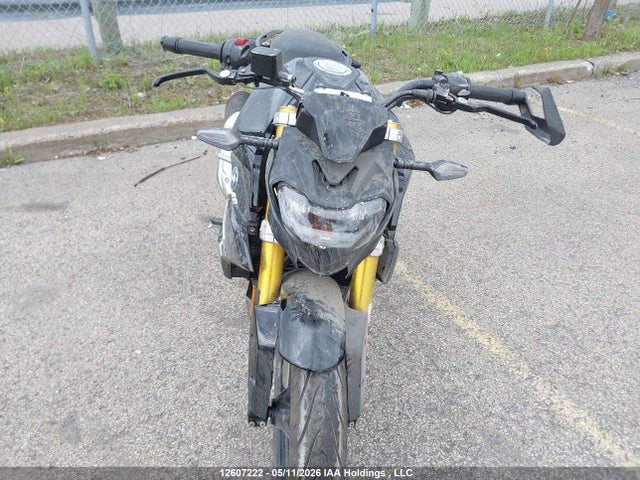 12607222 :رقم المزاد ، WB30G4306NRA29317 vin ، 2022 Bmw G310 R مزاد بيع
