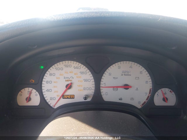 12607224 :رقم المزاد ، 1G8JD54R35Y501563 vin ، 2005 Saturn L300 2 مزاد بيع