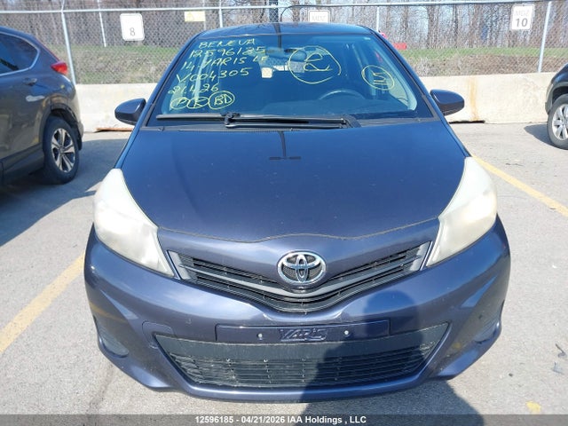 12596185 :رقم المزاد ، VNKKTUD31EA004305 vin ، 2014 Toyota Yaris Le مزاد بيع