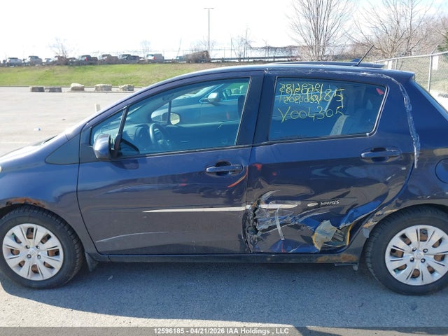 12596185 :رقم المزاد ، VNKKTUD31EA004305 vin ، 2014 Toyota Yaris Le مزاد بيع