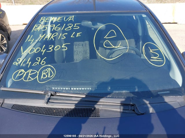 12596185 :رقم المزاد ، VNKKTUD31EA004305 vin ، 2014 Toyota Yaris Le مزاد بيع