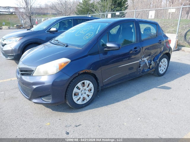 12596185 :رقم المزاد ، VNKKTUD31EA004305 vin ، 2014 Toyota Yaris Le مزاد بيع