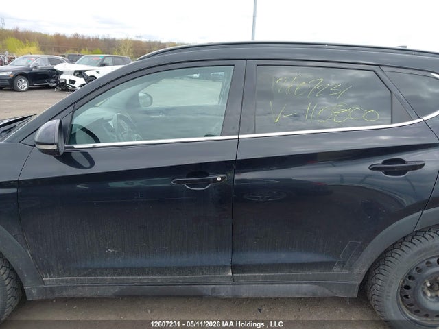 Продажа на аукционе авто 2016 Hyundai Tucson, vin: KM8J3CA43GU110800, номер лота: 12607231
