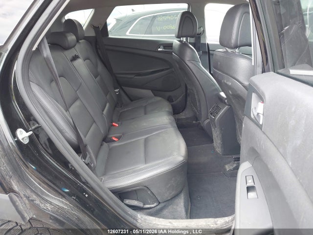 Продажа на аукционе авто 2016 Hyundai Tucson, vin: KM8J3CA43GU110800, номер лота: 12607231