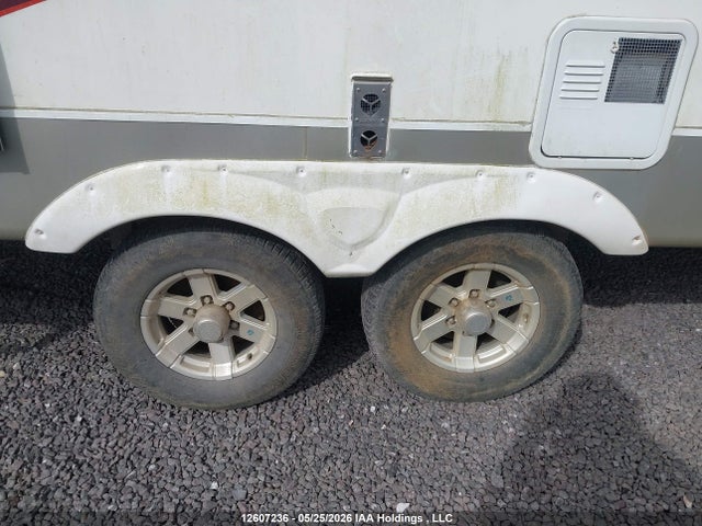 12607236 :رقم المزاد ، 4X4TSRB28B3004433 vin ، 2011 Forest River Sabre مزاد بيع