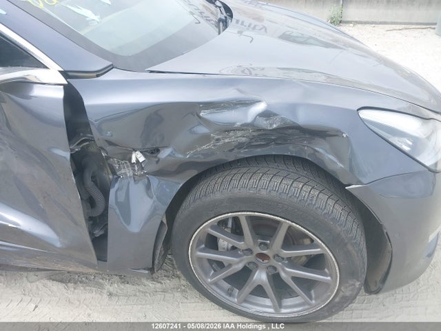 12607241 :رقم المزاد ، 5YJ3E1EA5KF321705 vin ، 2019 Tesla Model 3 Long Range/mid Range/standard Range/standard Range Plus مزاد بيع