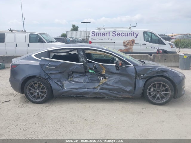 12607241 :رقم المزاد ، 5YJ3E1EA5KF321705 vin ، 2019 Tesla Model 3 Long Range/mid Range/standard Range/standard Range Plus مزاد بيع