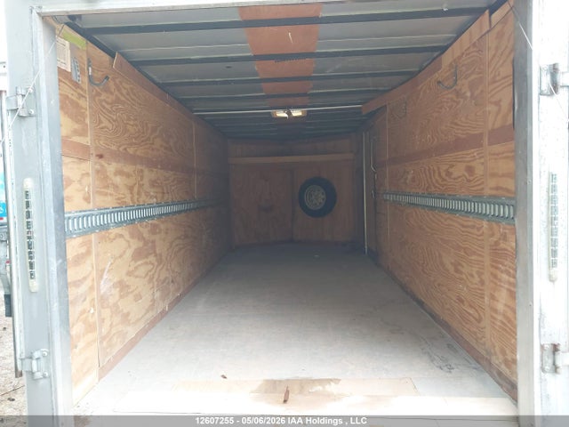 12607255 :رقم المزاد ، 52LBE1829DE014956 vin ، 2013 Stealth Trailer مزاد بيع