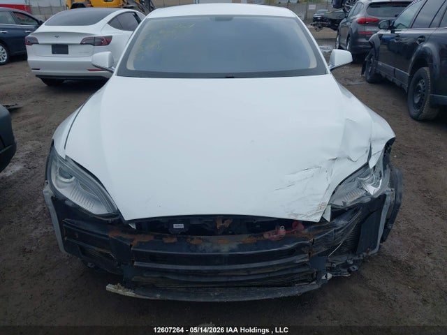 Продажа на аукционе авто 2013 Tesla Model S, vin: 5YJSA1CNXDFP06807, номер лота: 12607264