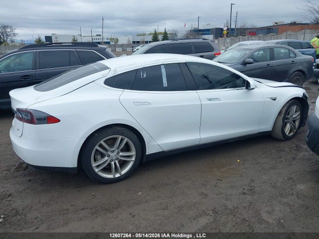 Продажа на аукционе авто 2013 Tesla Model S, vin: 5YJSA1CNXDFP06807, номер лота: 12607264
