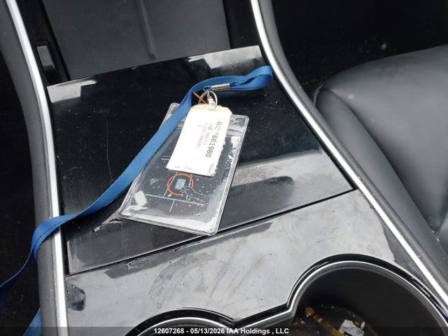 12607268 :رقم المزاد ، 5YJ3E1EA1LF786323 vin ، 2020 Tesla Model 3 Standard Range Plus مزاد بيع