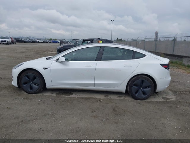 12607268 :رقم المزاد ، 5YJ3E1EA1LF786323 vin ، 2020 Tesla Model 3 Standard Range Plus مزاد بيع