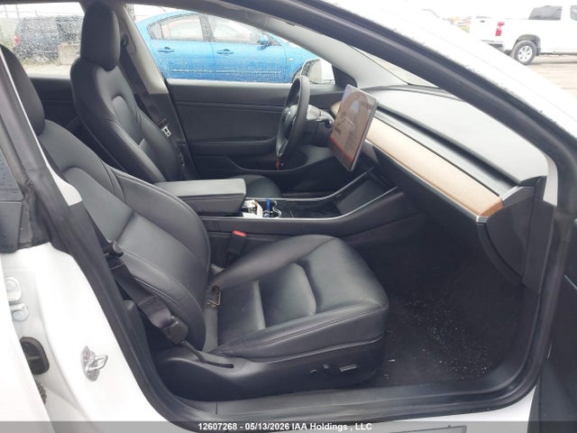 12607268 :رقم المزاد ، 5YJ3E1EA1LF786323 vin ، 2020 Tesla Model 3 Standard Range Plus مزاد بيع