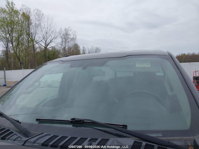 1FTFX1EG3HKE00104 Ford F-150 Xlt