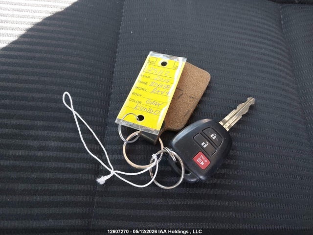 12607270 :رقم المزاد ، 2T3BFREV0FW238712 vin ، 2015 Toyota Rav4 Le مزاد بيع