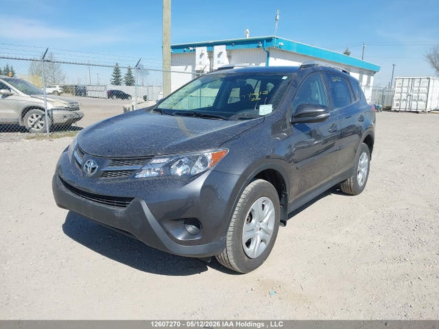 12607270 :رقم المزاد ، 2T3BFREV0FW238712 vin ، 2015 Toyota Rav4 Le مزاد بيع