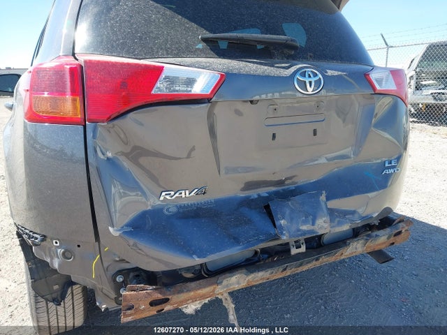 12607270 :رقم المزاد ، 2T3BFREV0FW238712 vin ، 2015 Toyota Rav4 Le مزاد بيع