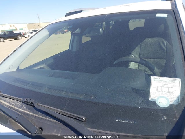 12607274 :رقم المزاد ، JTMRJREV3HD117802 vin ، 2017 Toyota Rav4 Hv Le/xle مزاد بيع