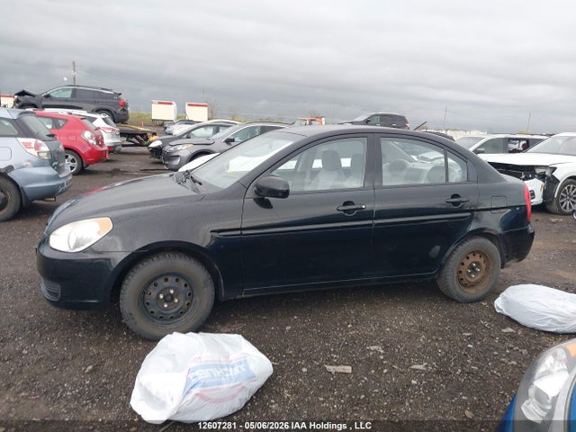 2010 Hyundai Accent Gls მანქანა იყიდება აუქციონზე, vin: KMHCN4BC6AU393764, აუქციონის ნომერი: 12607281