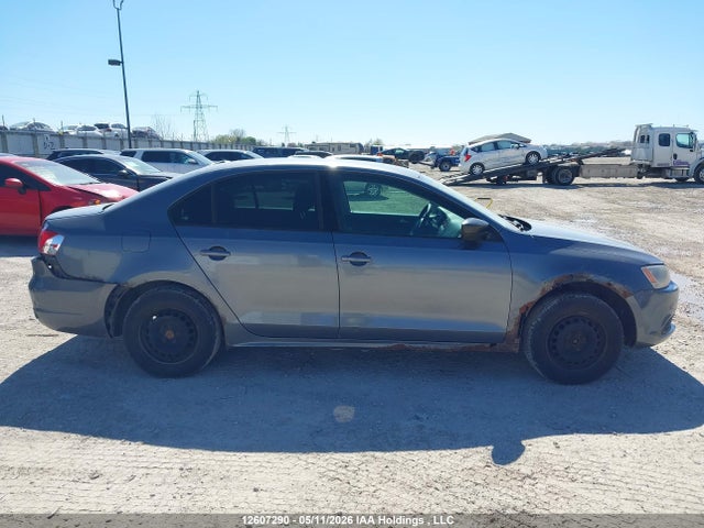 12607290 :رقم المزاد ، 3VW2K7AJXBM078561 vin ، 2011 Volkswagen Jetta S مزاد بيع