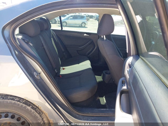 12607290 :رقم المزاد ، 3VW2K7AJXBM078561 vin ، 2011 Volkswagen Jetta S مزاد بيع