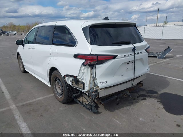 Toyota Sienna 2021 5TDGRKEC5MS054092 Image 3
