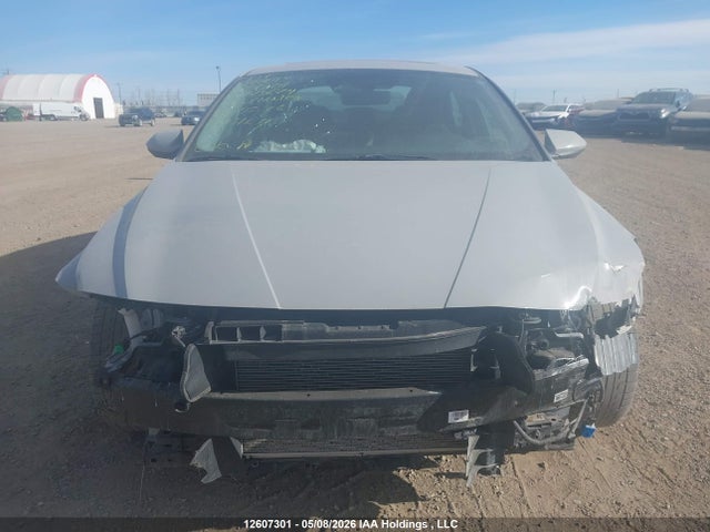 KMHLM4DG1RU773674 Hyundai Elantra Preferred W/tech Package