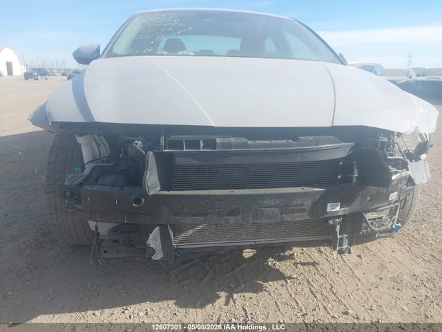 KMHLM4DG1RU773674 Hyundai Elantra Preferred W/tech Package