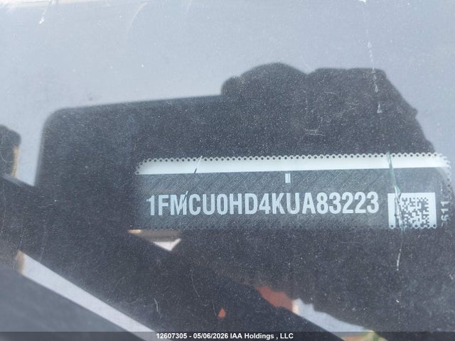 1FMCU0HD4KUA83223 Ford ESCAPE SEL