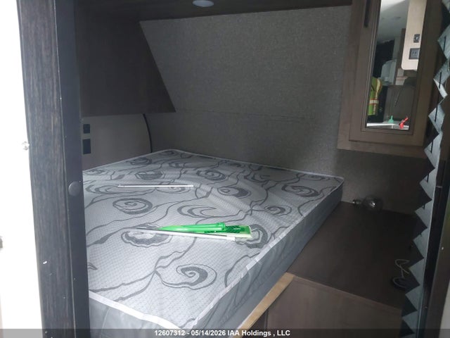 Starcraft Travel Trailer 2022 1SABS0BPXN1BL5563 Image 7