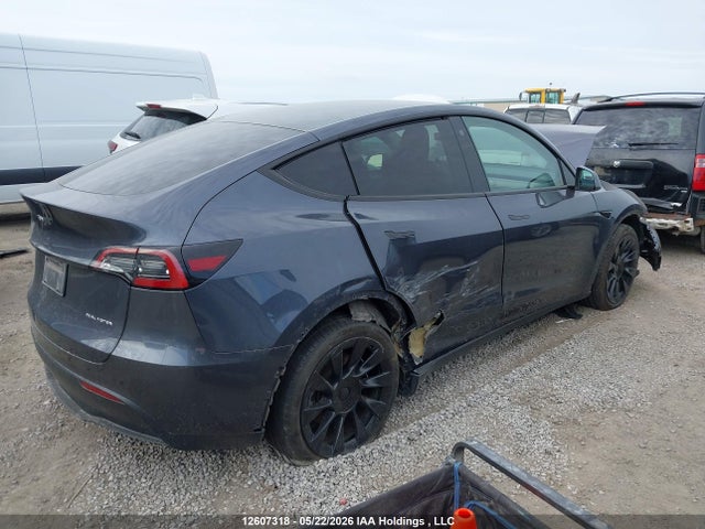Tesla Model Y Long Range 2023 7SAYGDEE7PF591730 Image 4