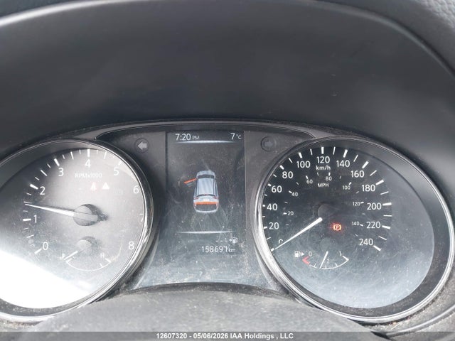 JN1BJ1CPXJW182294 Nissan Qashqai S/sv