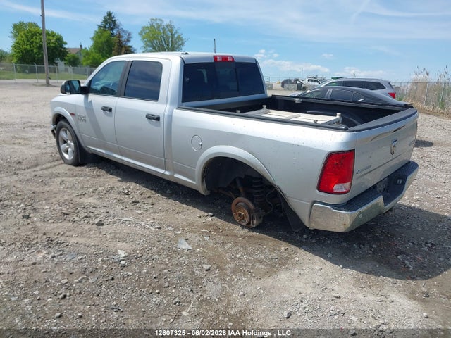 12607325 :رقم المزاد ، 1C6RR7TM4FS678226 vin ، 2015 Ram 1500 Slt مزاد بيع