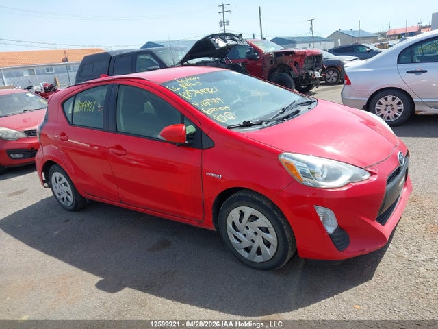 JTDKDTB37G1117519 Toyota Prius C Technology