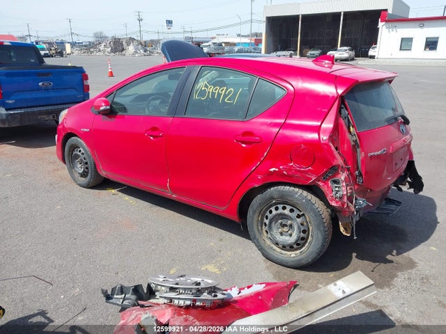 JTDKDTB37G1117519 Toyota Prius C Technology