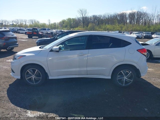 3CZRU6H94NM102353 Honda Hr-v Touring