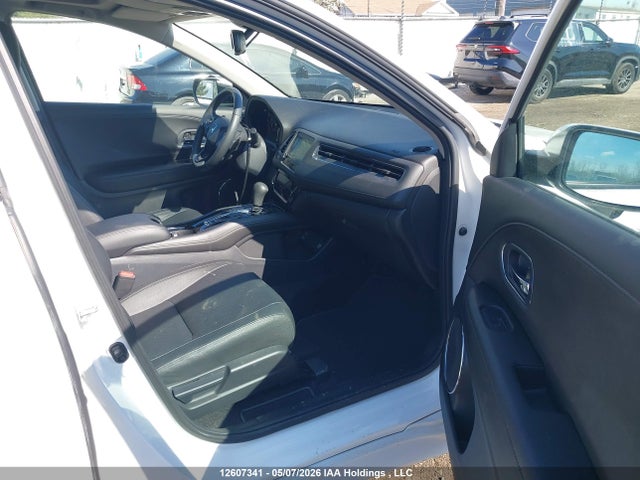 3CZRU6H94NM102353 Honda Hr-v Touring