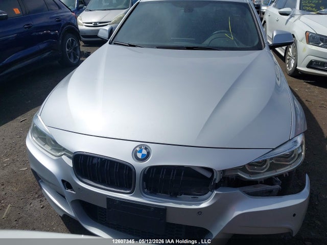 12607345 :رقم المزاد ، WBA8D9G5XJNU69529 vin ، 2018 Bmw 330i Xdrive مزاد بيع