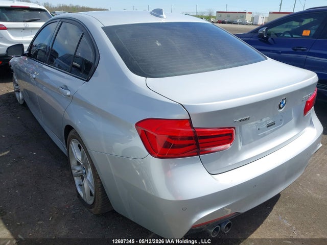 12607345 :رقم المزاد ، WBA8D9G5XJNU69529 vin ، 2018 Bmw 330i Xdrive مزاد بيع