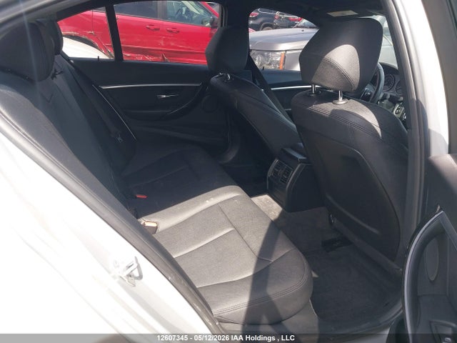 12607345 :رقم المزاد ، WBA8D9G5XJNU69529 vin ، 2018 Bmw 330i Xdrive مزاد بيع