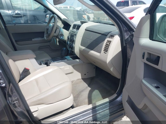 Продажа на аукционе авто 2011 Ford Escape Xlt Automatic, vin: 1FMCU0DG3BKA23252, номер лота: 12607349