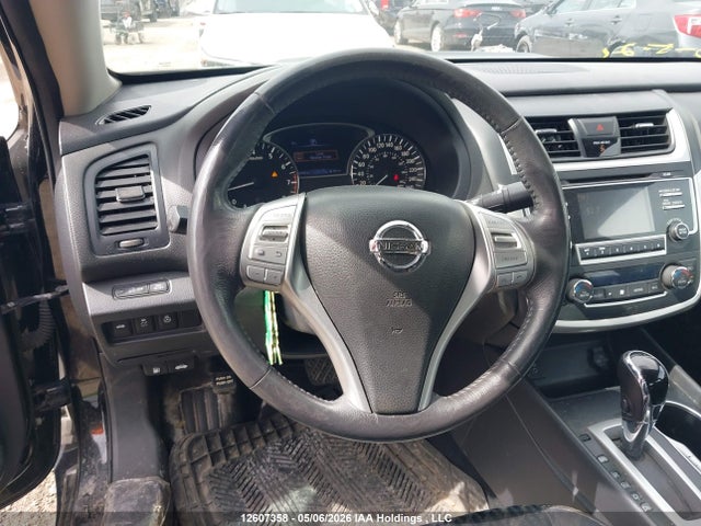 12607358 :رقم المزاد ، 1N4AL3AP5HN339981 vin ، 2017 Nissan Altima 2.5/s/sv/sl/sr مزاد بيع
