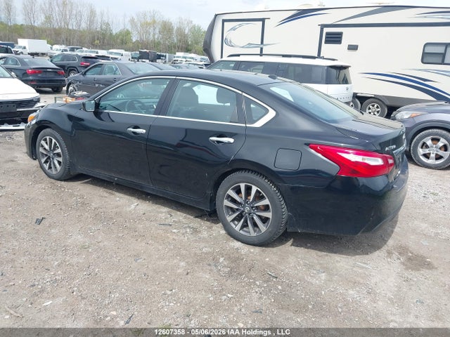 12607358 :رقم المزاد ، 1N4AL3AP5HN339981 vin ، 2017 Nissan Altima 2.5/s/sv/sl/sr مزاد بيع