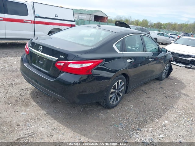 12607358 :رقم المزاد ، 1N4AL3AP5HN339981 vin ، 2017 Nissan Altima 2.5/s/sv/sl/sr مزاد بيع