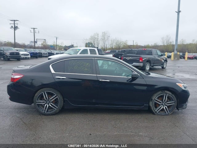 12607381 :رقم المزاد ، 1HGCR2F6XHA805585 vin ، 2017 Honda Accord مزاد بيع