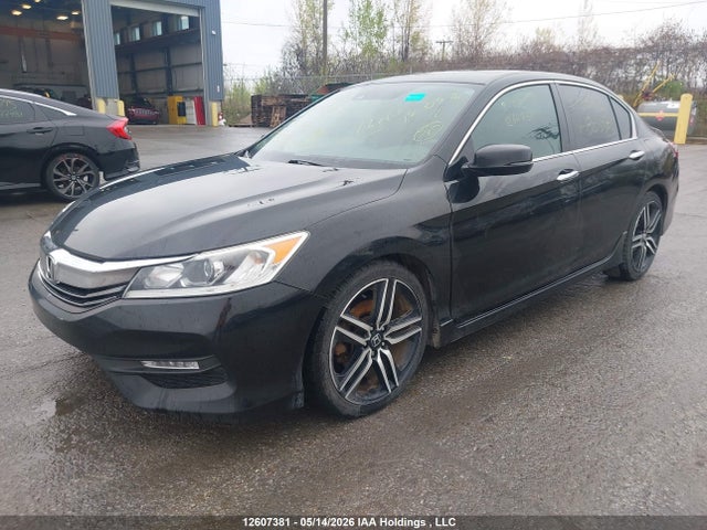 12607381 :رقم المزاد ، 1HGCR2F6XHA805585 vin ، 2017 Honda Accord مزاد بيع