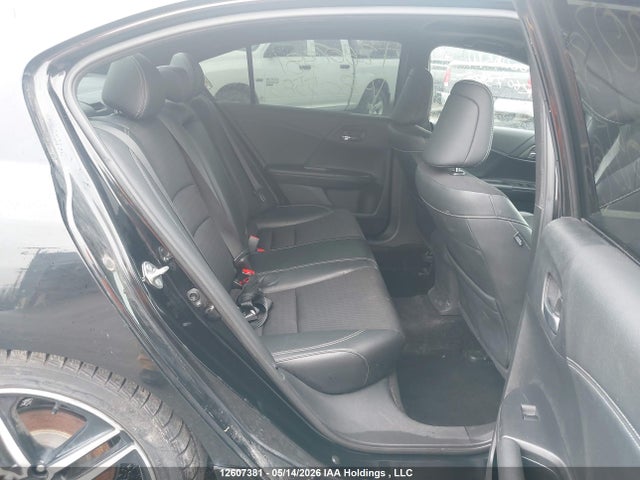 12607381 :رقم المزاد ، 1HGCR2F6XHA805585 vin ، 2017 Honda Accord مزاد بيع