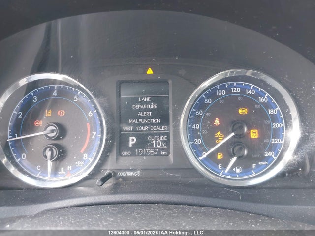 2T1BURHE4HC894166 Toyota COROLLA LE