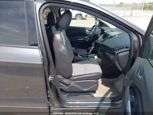 1FMCU0GD6HUA05505 Ford ESCAPE SE