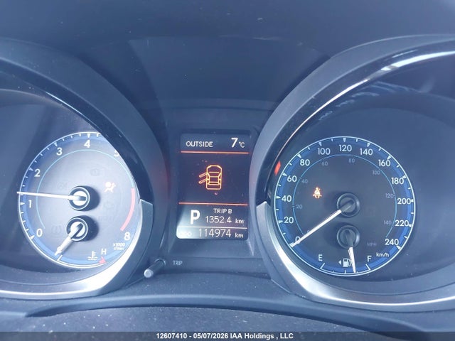 12607410 :رقم المزاد ، 2T1BURHE8GC585055 vin ، 2016 Toyota Corolla مزاد بيع